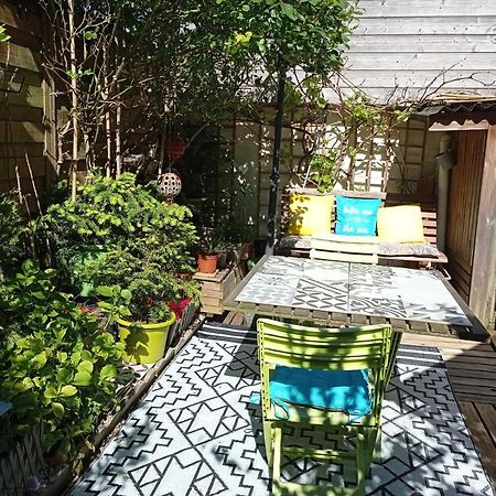 Ferienwohnung L'Atelier De Jocelyne Beuzeville Exterior foto